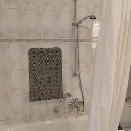 Apartament Z Tarasem アパート ブィドゴシュチュ